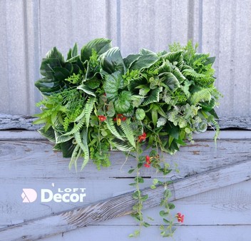 Композиция из искусственных растений в коробе 50x25см