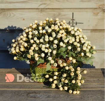 Камелия искусственная 27 см белая